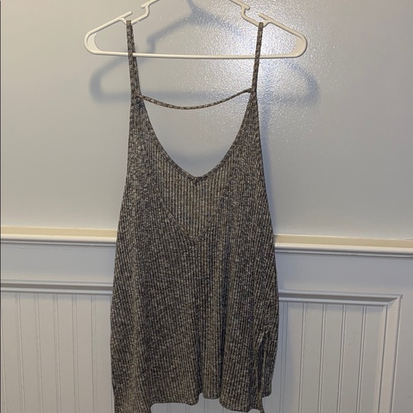 Express gray v-neck tank top - Picture 2 of 2